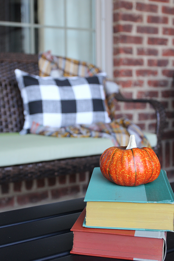 books-front-porch-pumpkin-sm