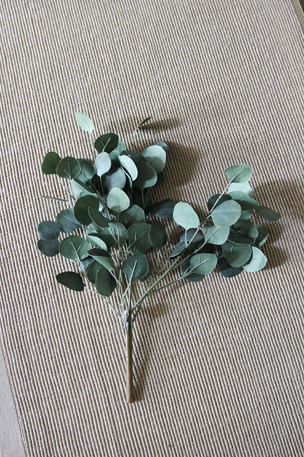 faux-eucalyptus-bunch-leaves-sm