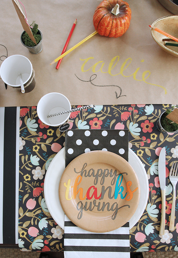 callie-chalk-table-setting-plate-thanksgiving-sm