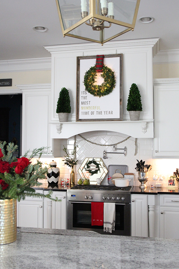 kitchen-christmas-sign-shelf-white-sm
