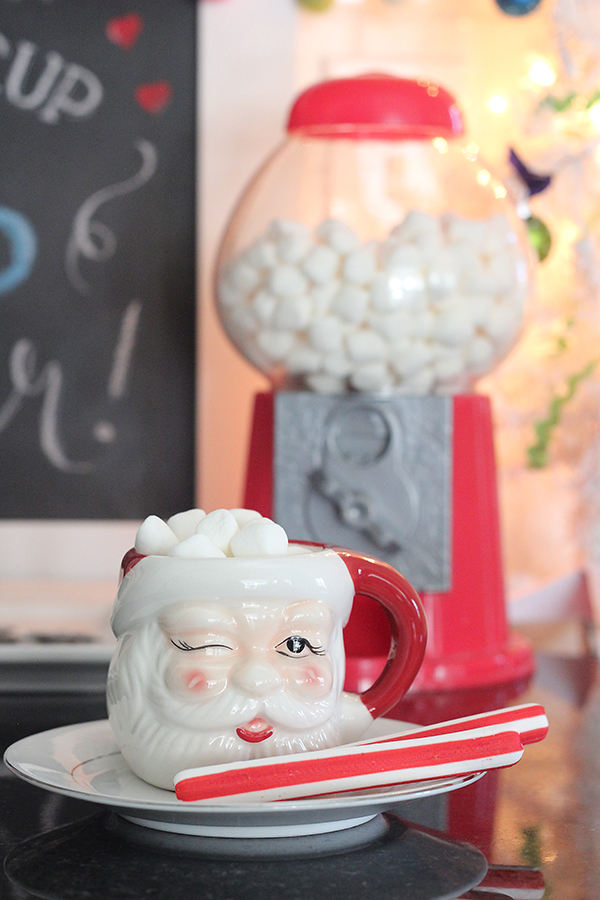 santa-mug-hot-cocoa-marshmallows-sm