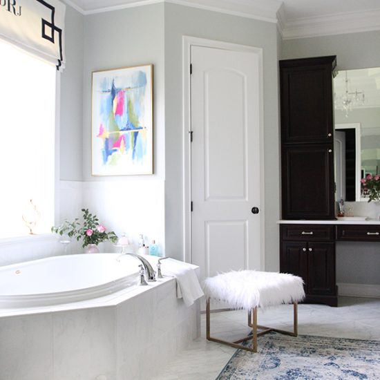 bathroom-painting-abstract-tub-rug-sm