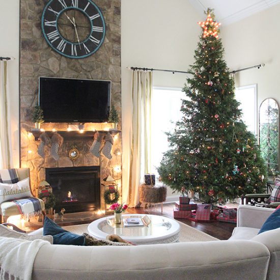 christmas-tree-family-room-sm