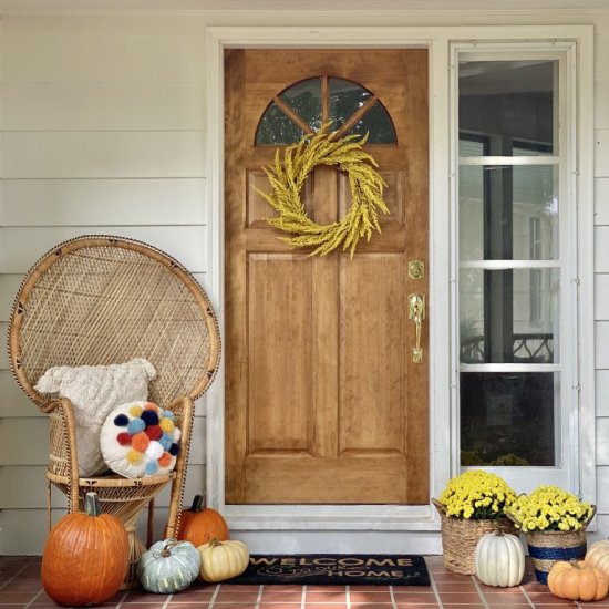 fall-front-door-cottage