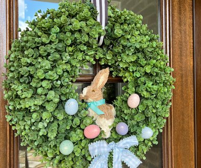 wreath-right-easter-sm